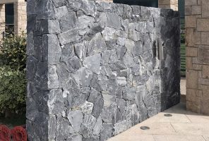 Prikaz zidne obloge Rock Face Evenos Black